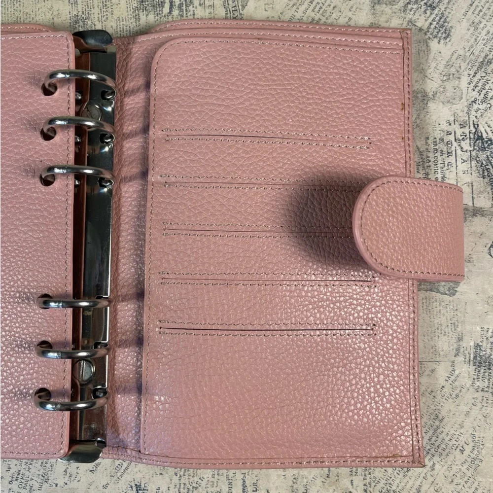 Moterm Versa Rings Planner — Pebbled Leather Pink — 6-Ring Organizer